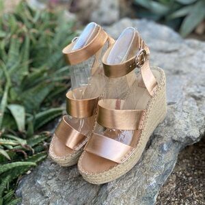 Dolce Vita Shae Rose Gold Metallic Wedge Sandals Espadrille